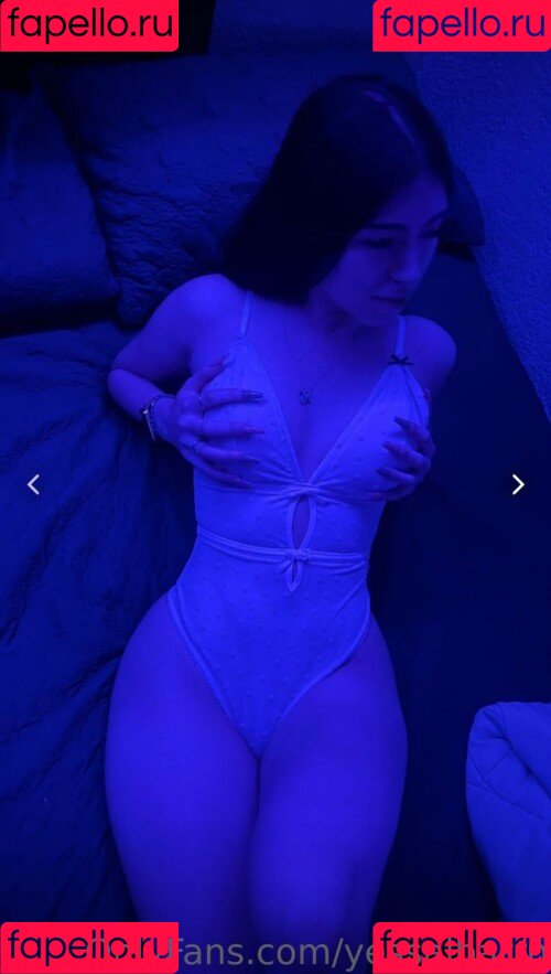 yessalbarrn Onlyfans Photo Gallery 