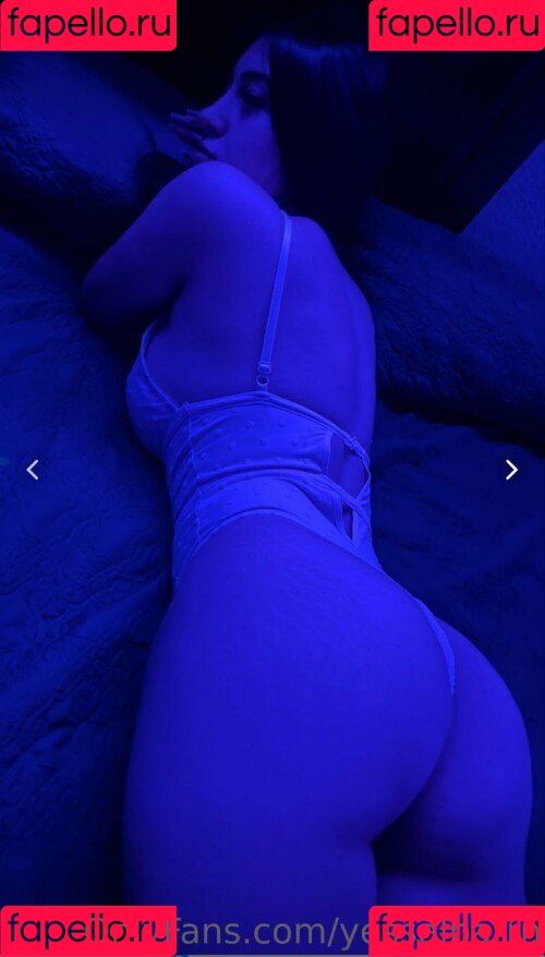 yessalbarrn Onlyfans Photo Gallery 