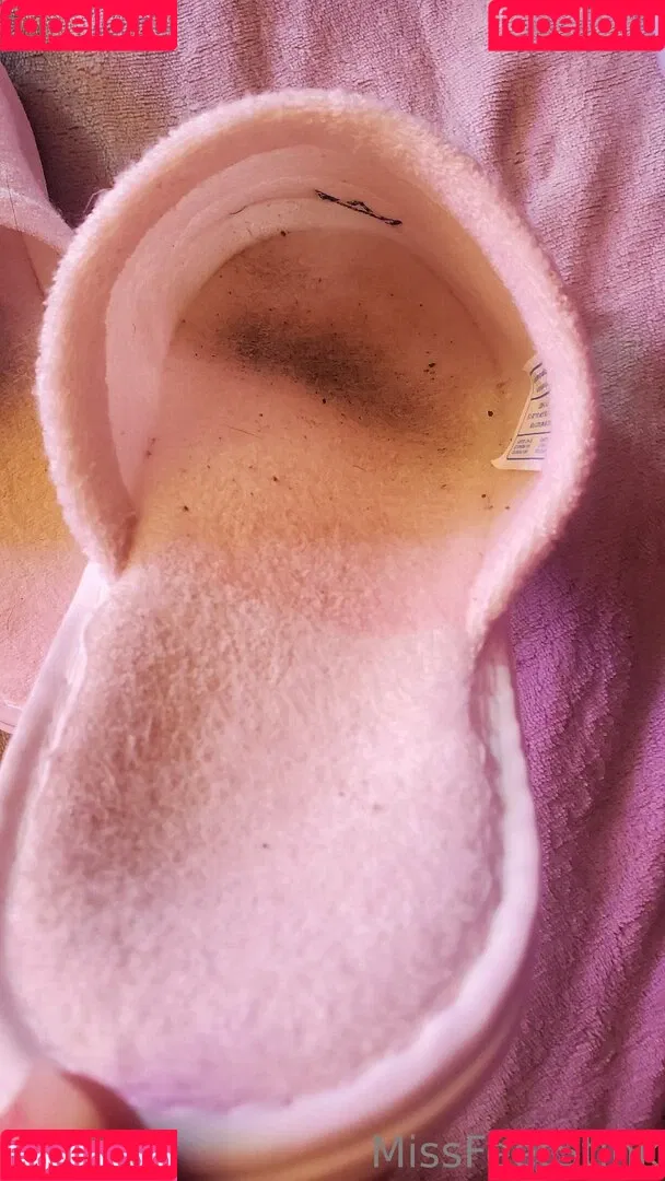 missfeetstink Onlyfans Photo Gallery 