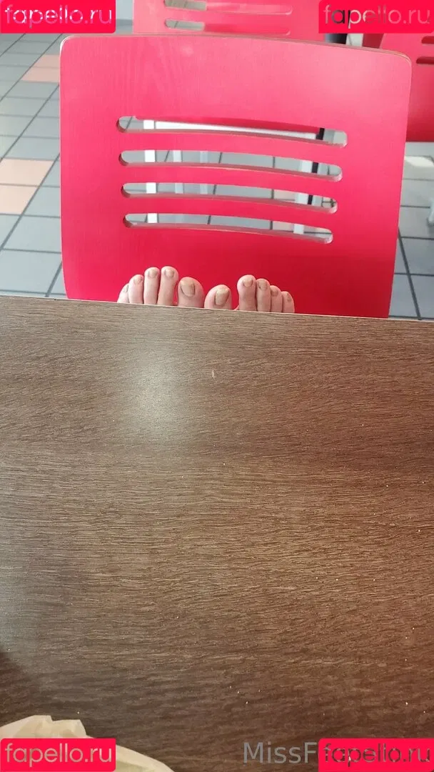 missfeetstink Onlyfans Photo Gallery 