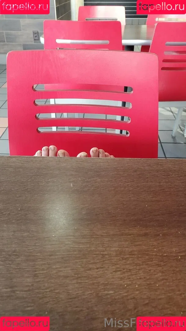 missfeetstink Onlyfans Photo Gallery 