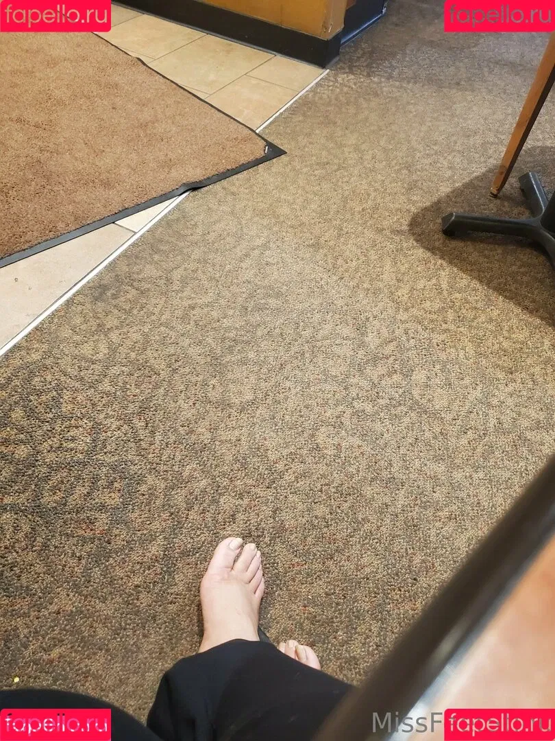 missfeetstink Onlyfans Photo Gallery 