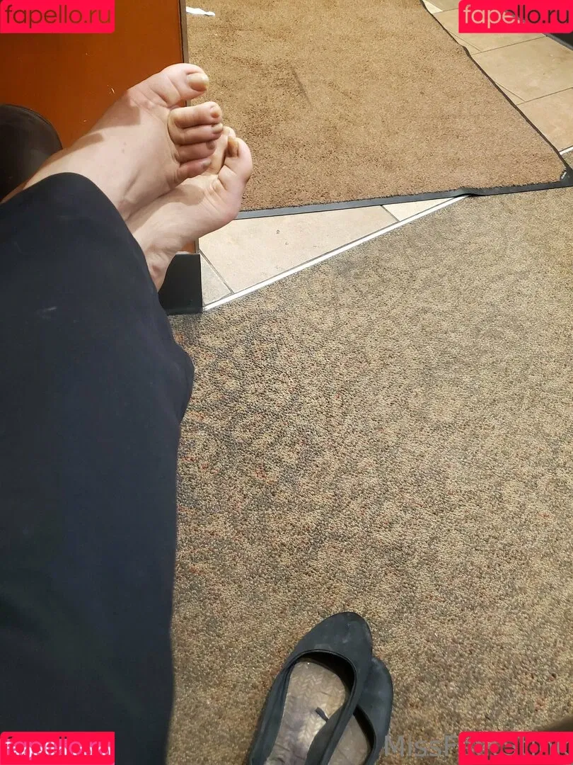 missfeetstink Onlyfans Photo Gallery 