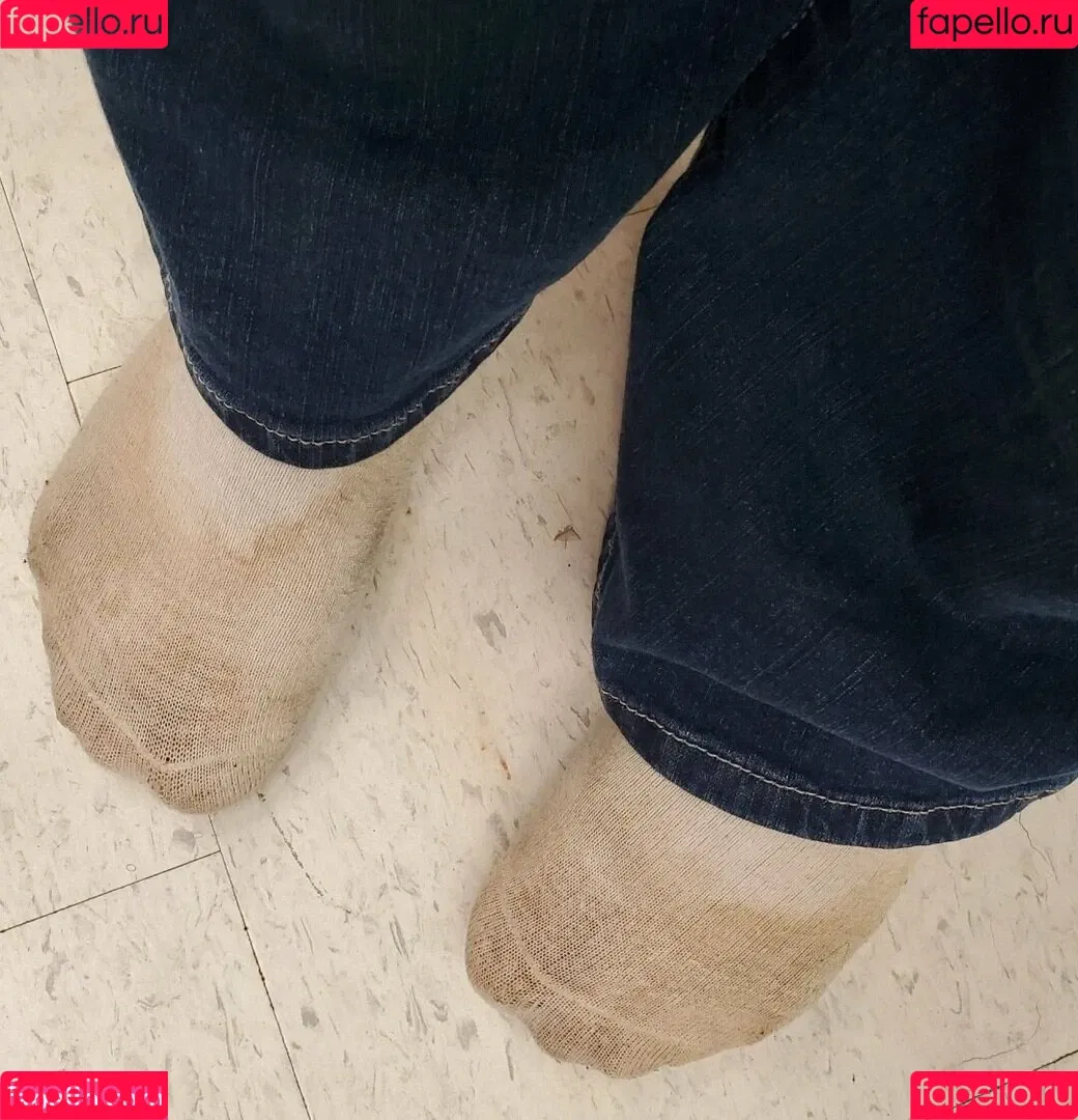 missfeetstink Onlyfans Photo Gallery 