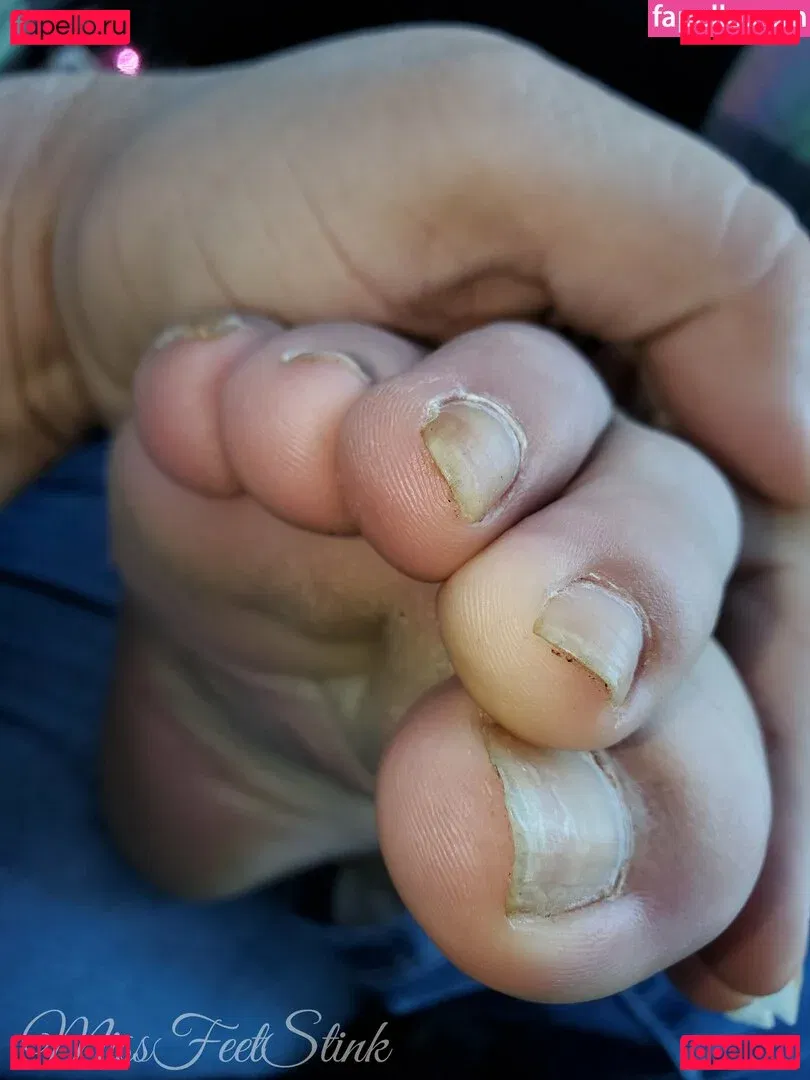 missfeetstink Onlyfans Photo Gallery 