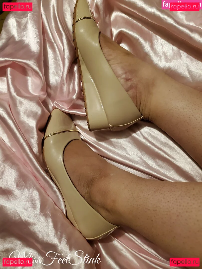missfeetstink Onlyfans Photo Gallery 