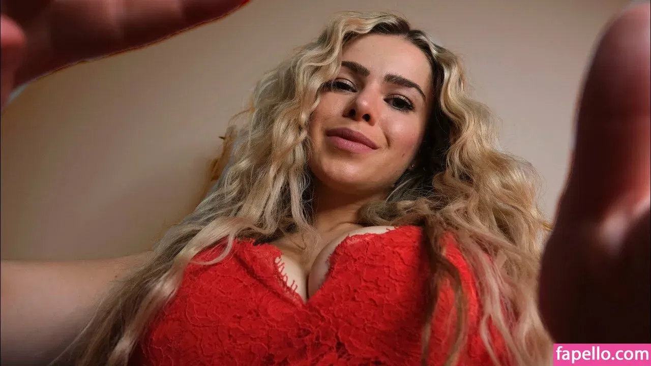 Scottish Murmurs ASMR Onlyfans Photo Gallery 