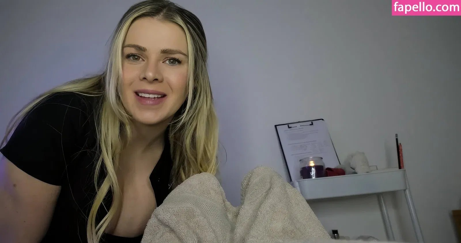 Scottish Murmurs ASMR Onlyfans Photo Gallery 