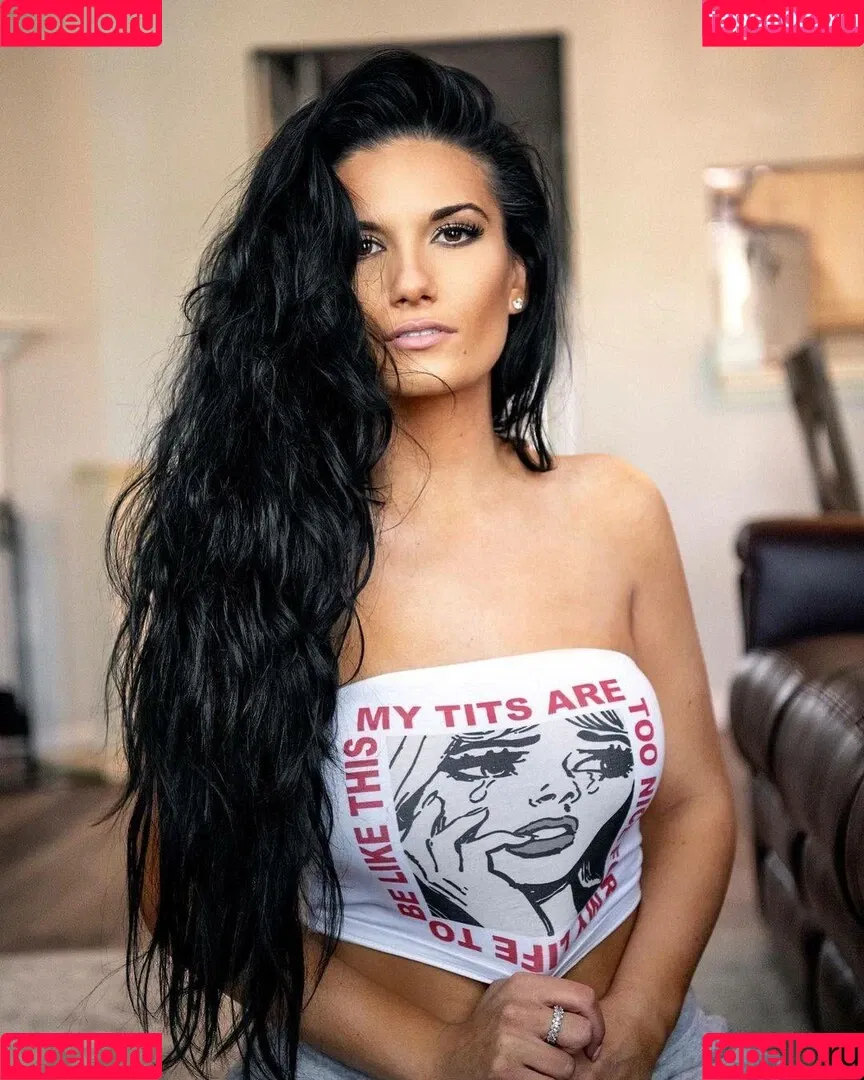 Derynn Paige Onlyfans Photo Gallery 