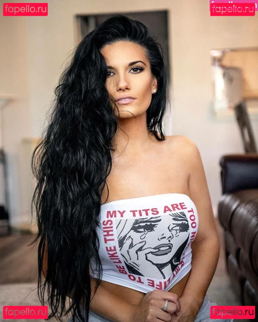 Derynn Paige Onlyfans Photo Gallery 