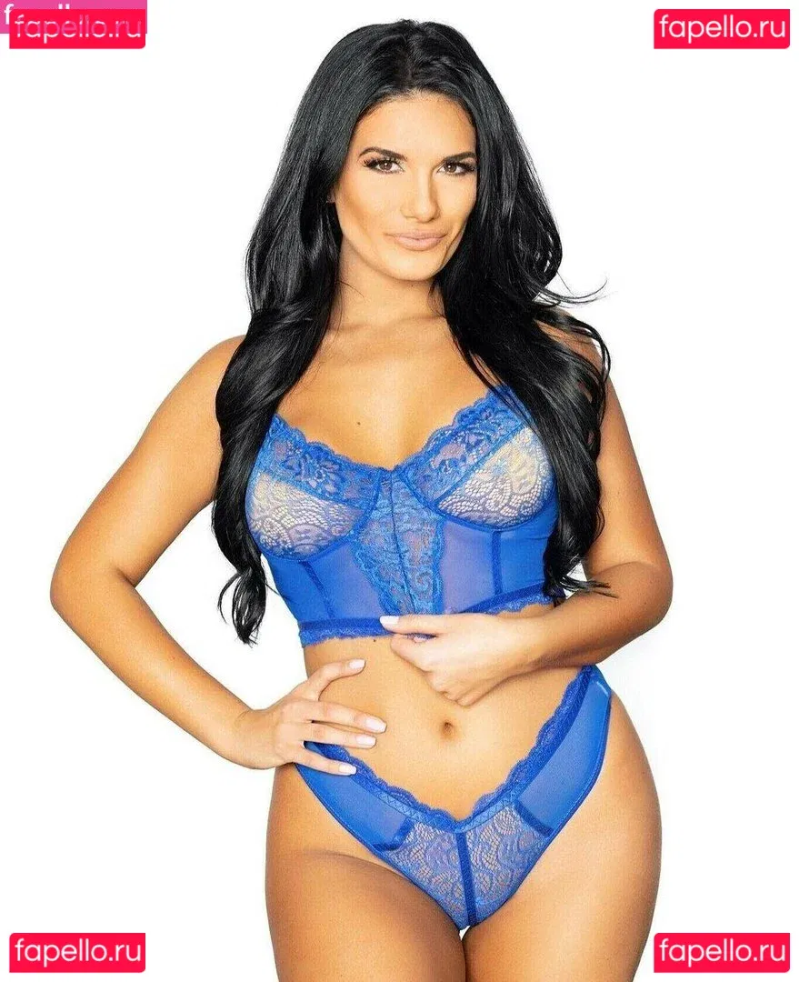 Derynn Paige Onlyfans Photo Gallery 