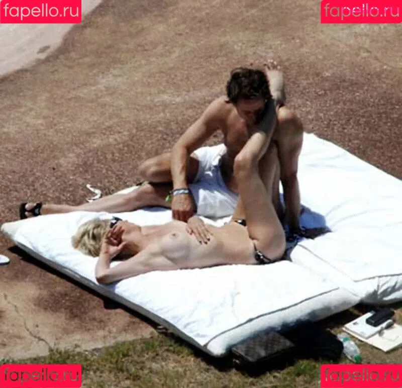 Sharon Stone Onlyfans Photo Gallery 