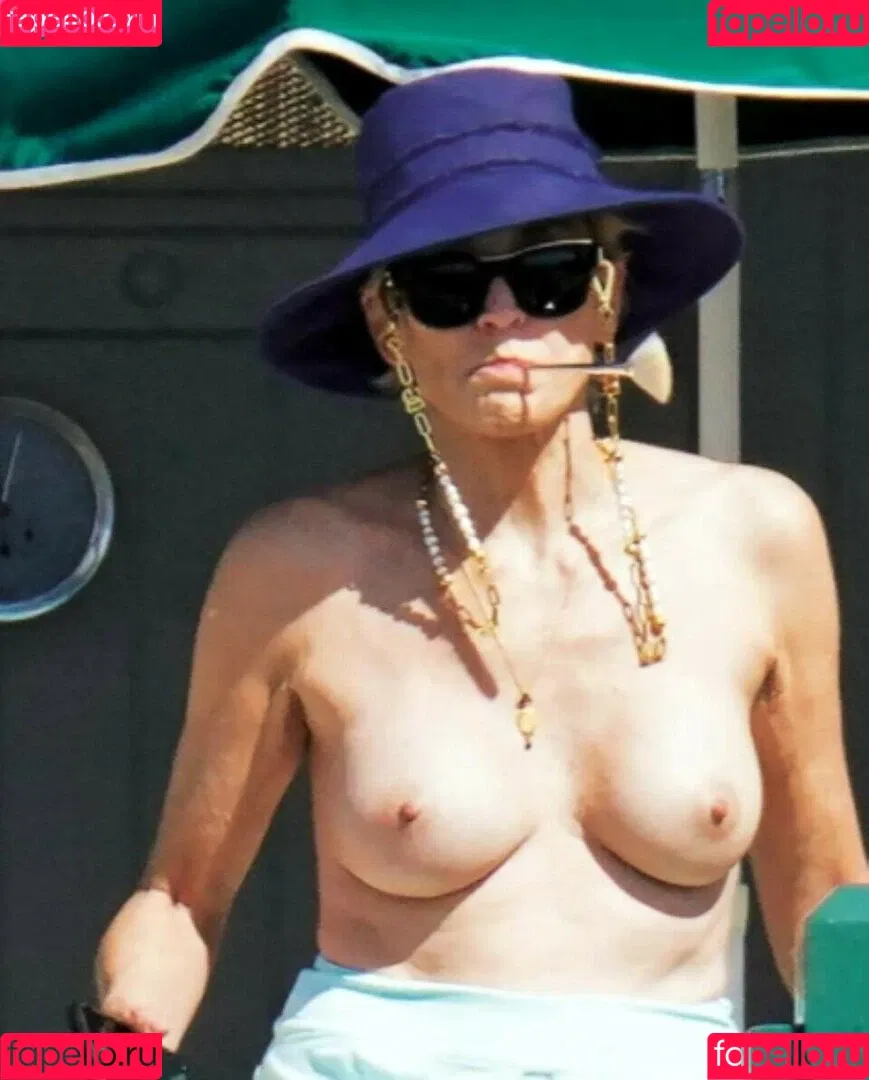 Sharon Stone Onlyfans Photo Gallery 