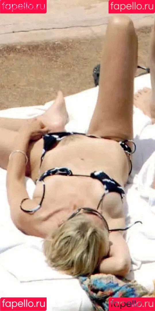 Sharon Stone Onlyfans Photo Gallery 