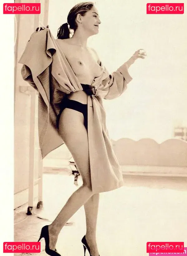 Sharon Stone Onlyfans Photo Gallery 