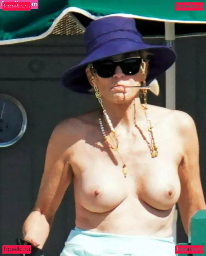 Sharon Stone Onlyfans Photo Gallery 