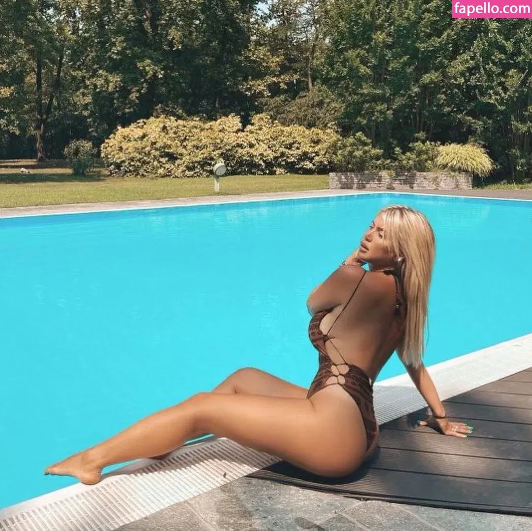 Wanda Nara Onlyfans Photo Gallery 