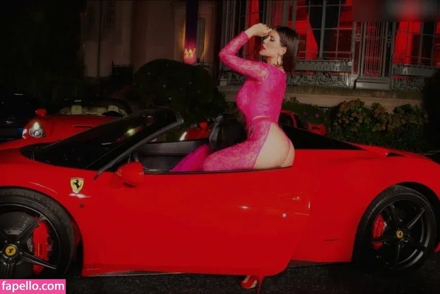 Wanda Nara Onlyfans Photo Gallery 