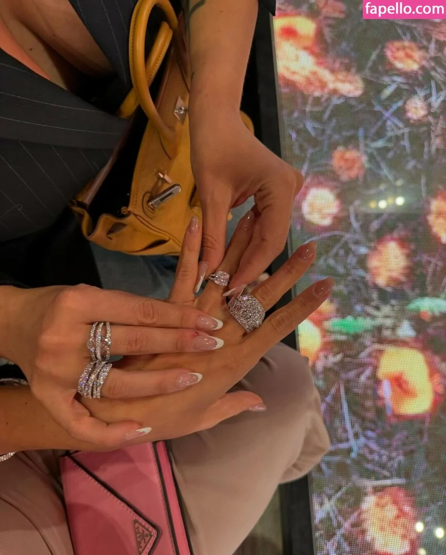 Wanda Nara Onlyfans Photo Gallery 