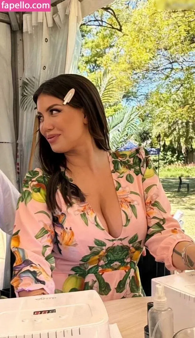 Wanda Nara Onlyfans Photo Gallery 