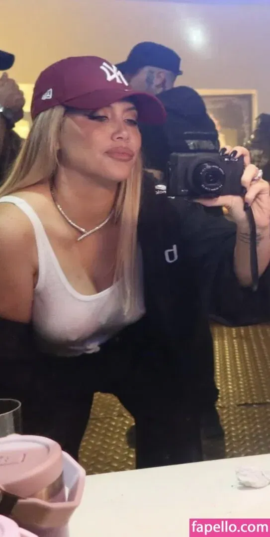 Wanda Nara Onlyfans Photo Gallery 