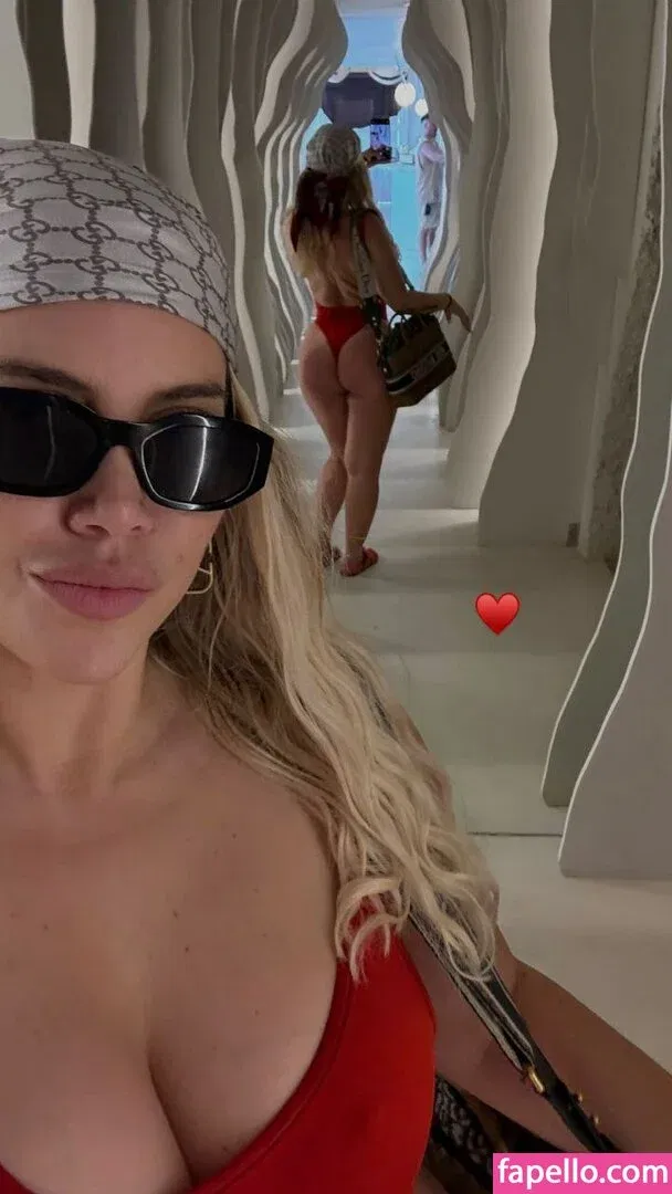 Wanda Nara Onlyfans Photo Gallery 