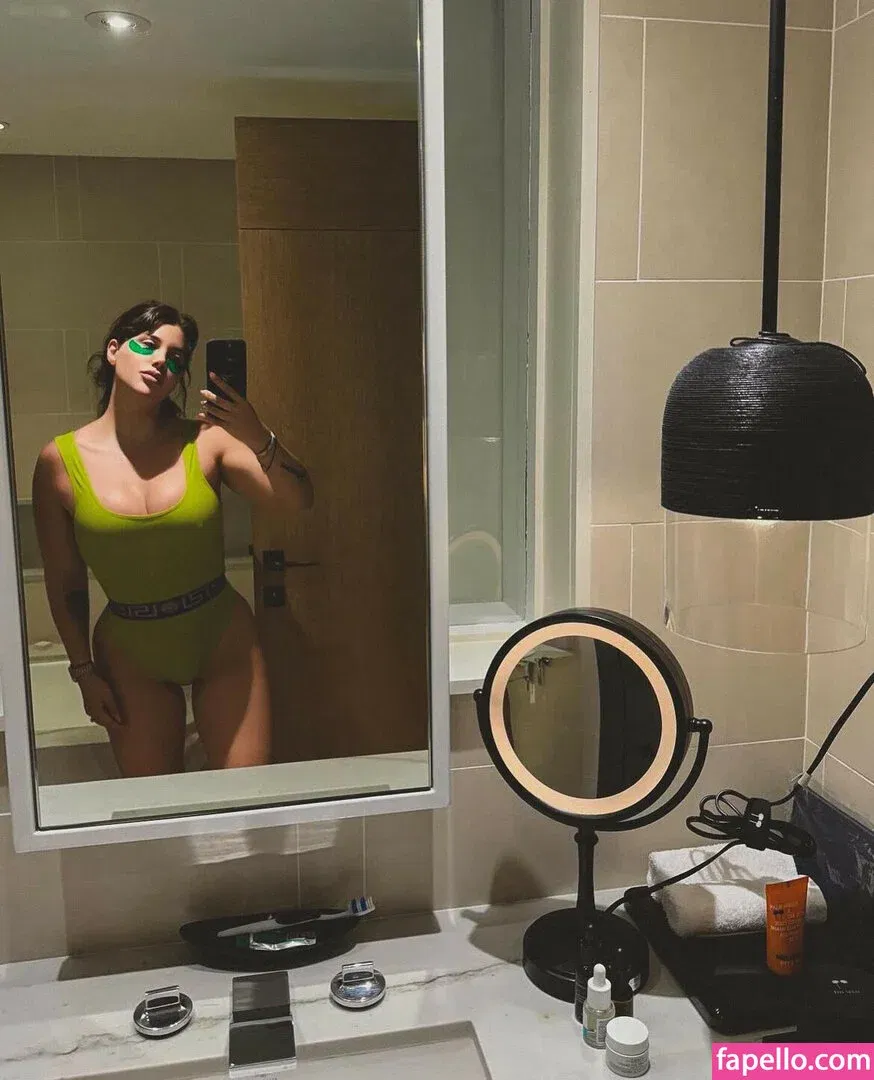 Wanda Nara Onlyfans Photo Gallery 