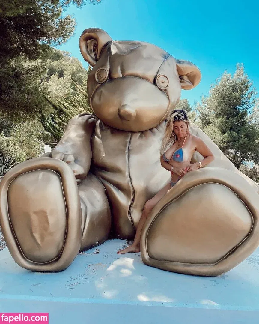 Wanda Nara Onlyfans Photo Gallery 