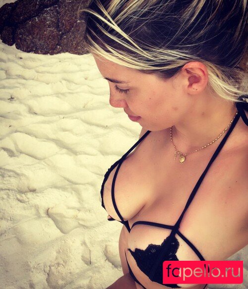 Wanda Nara Onlyfans Photo Gallery 