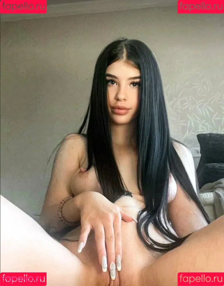 maltihoneyy Onlyfans Photo Gallery 