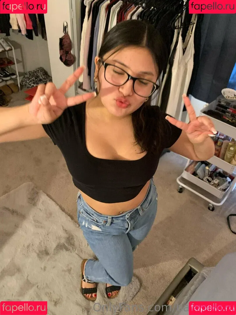 babyaly21 Onlyfans Photo Gallery 