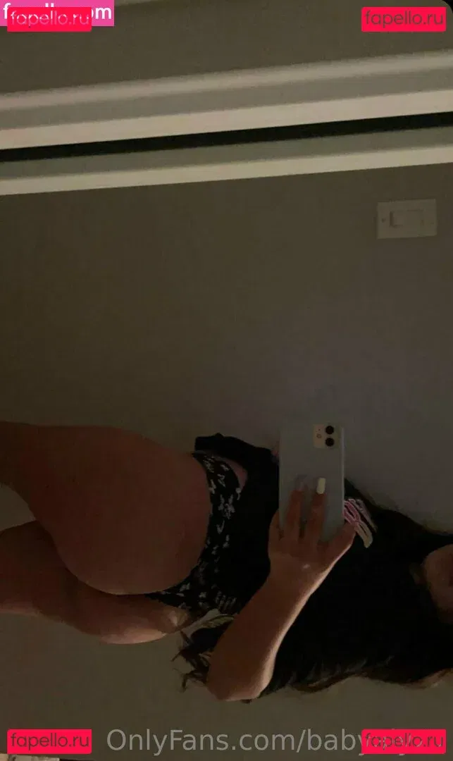 babyaly21 Onlyfans Photo Gallery 