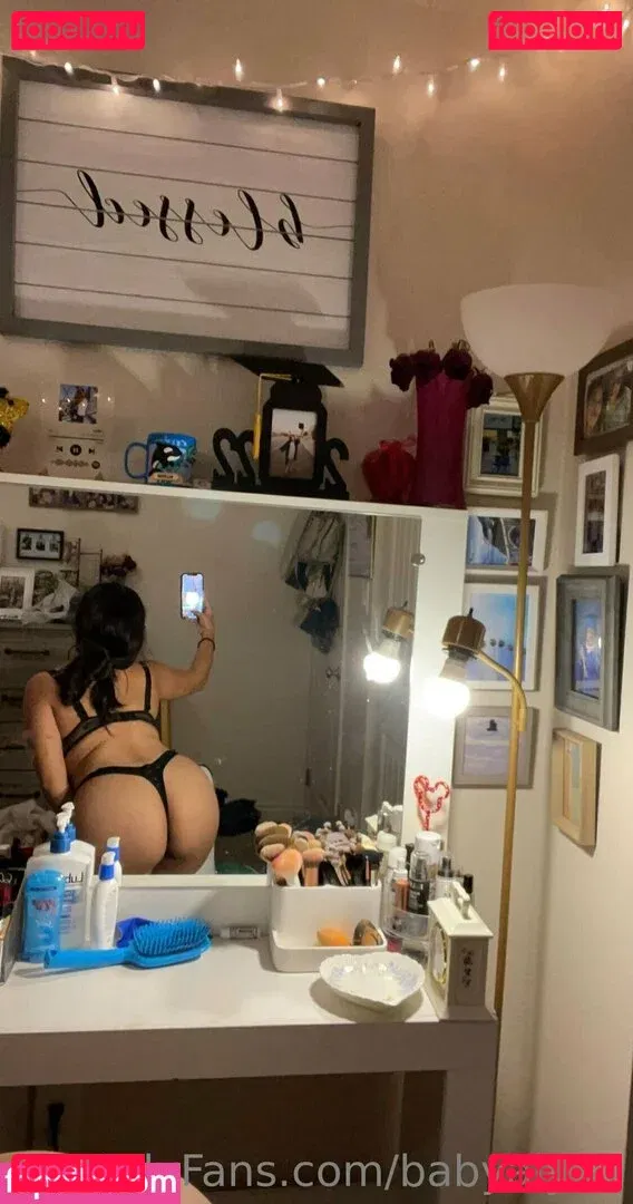 babyaly21 Onlyfans Photo Gallery 