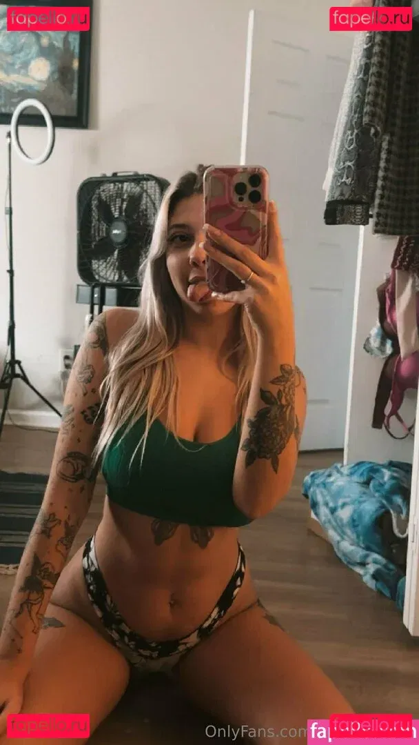 LuckyClover4 Onlyfans Photo Gallery 