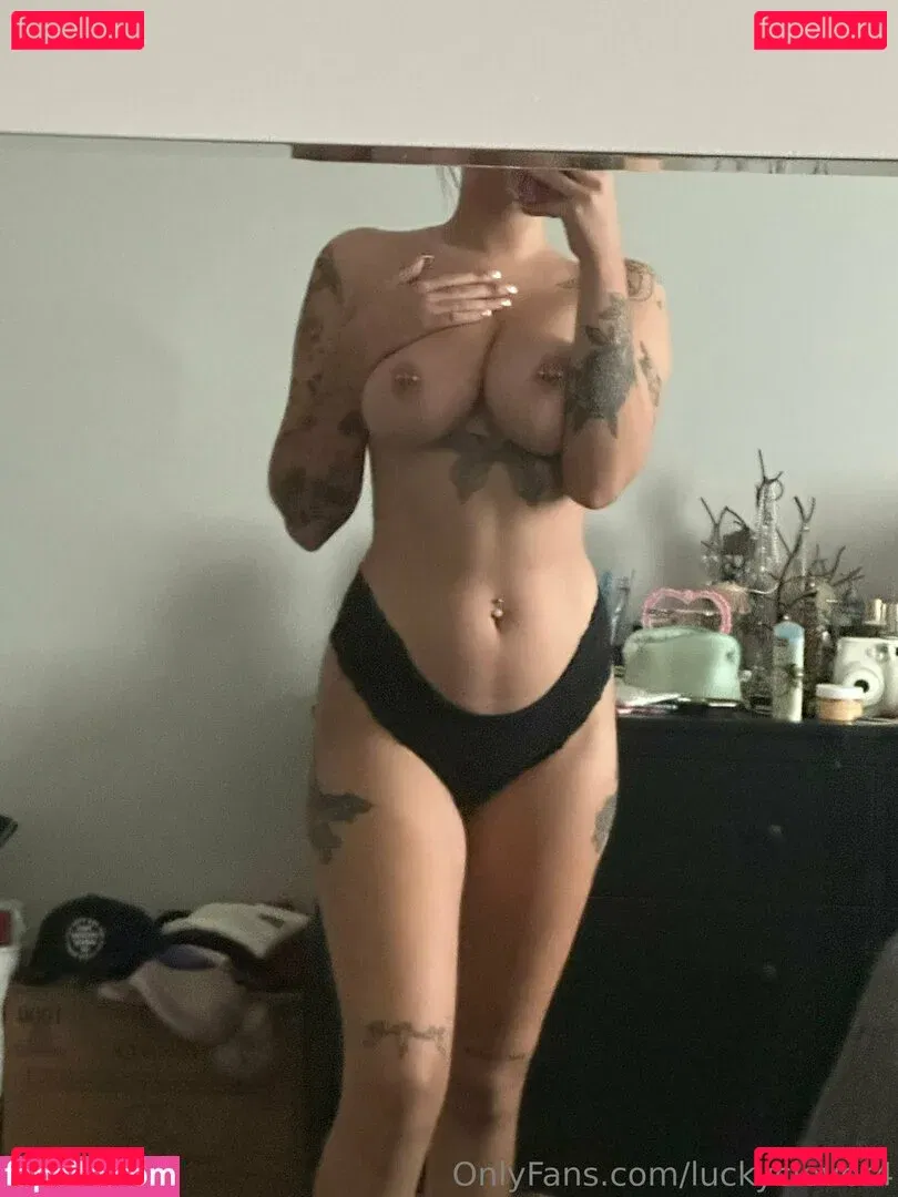 LuckyClover4 Onlyfans Photo Gallery 