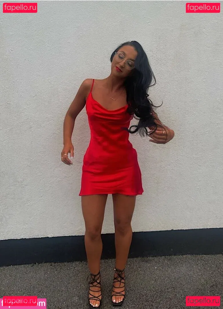 Sadhbh Flemming Onlyfans Photo Gallery 