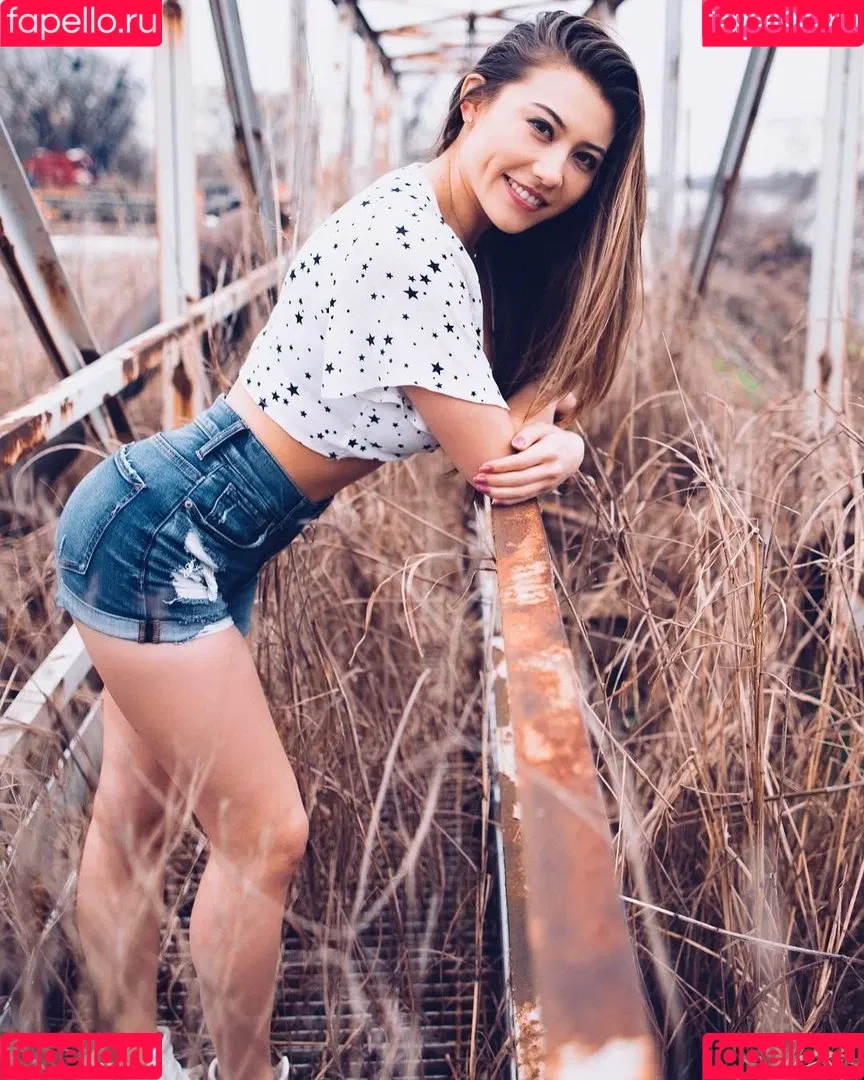 Sasha Emiri Onlyfans Photo Gallery 