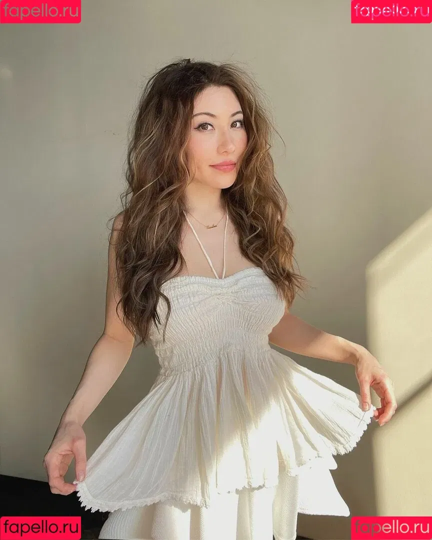 Sasha Emiri Onlyfans Photo Gallery 