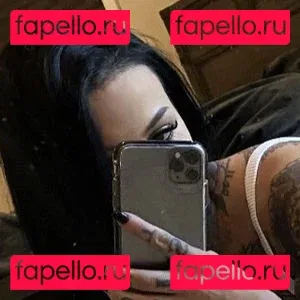 Zahra Schreiber Onlyfans Photo Gallery 