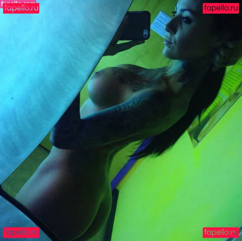 Zahra Schreiber Onlyfans Photo Gallery 