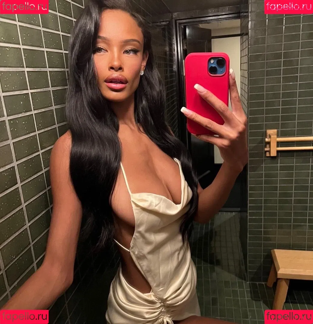 Vinetria Onlyfans Photo Gallery 