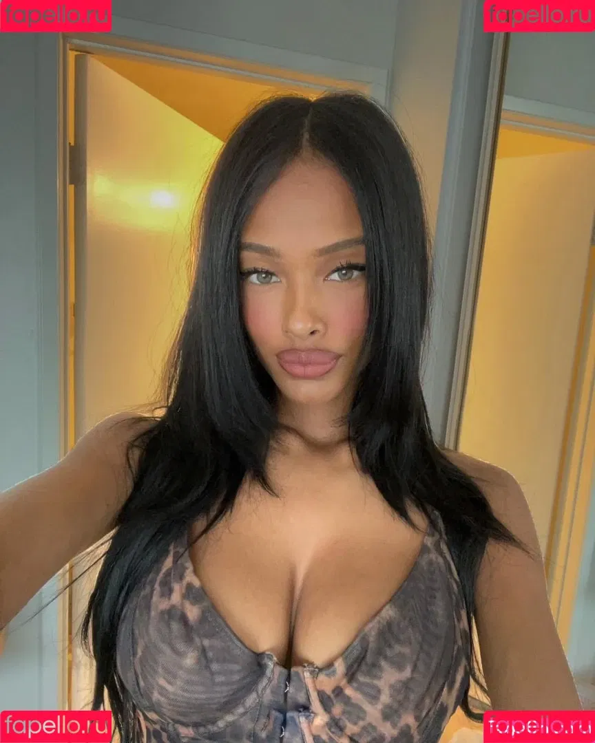 Vinetria Onlyfans Photo Gallery 