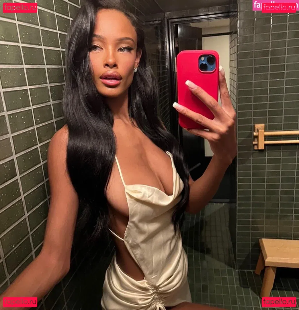 Vinetria Onlyfans Photo Gallery 