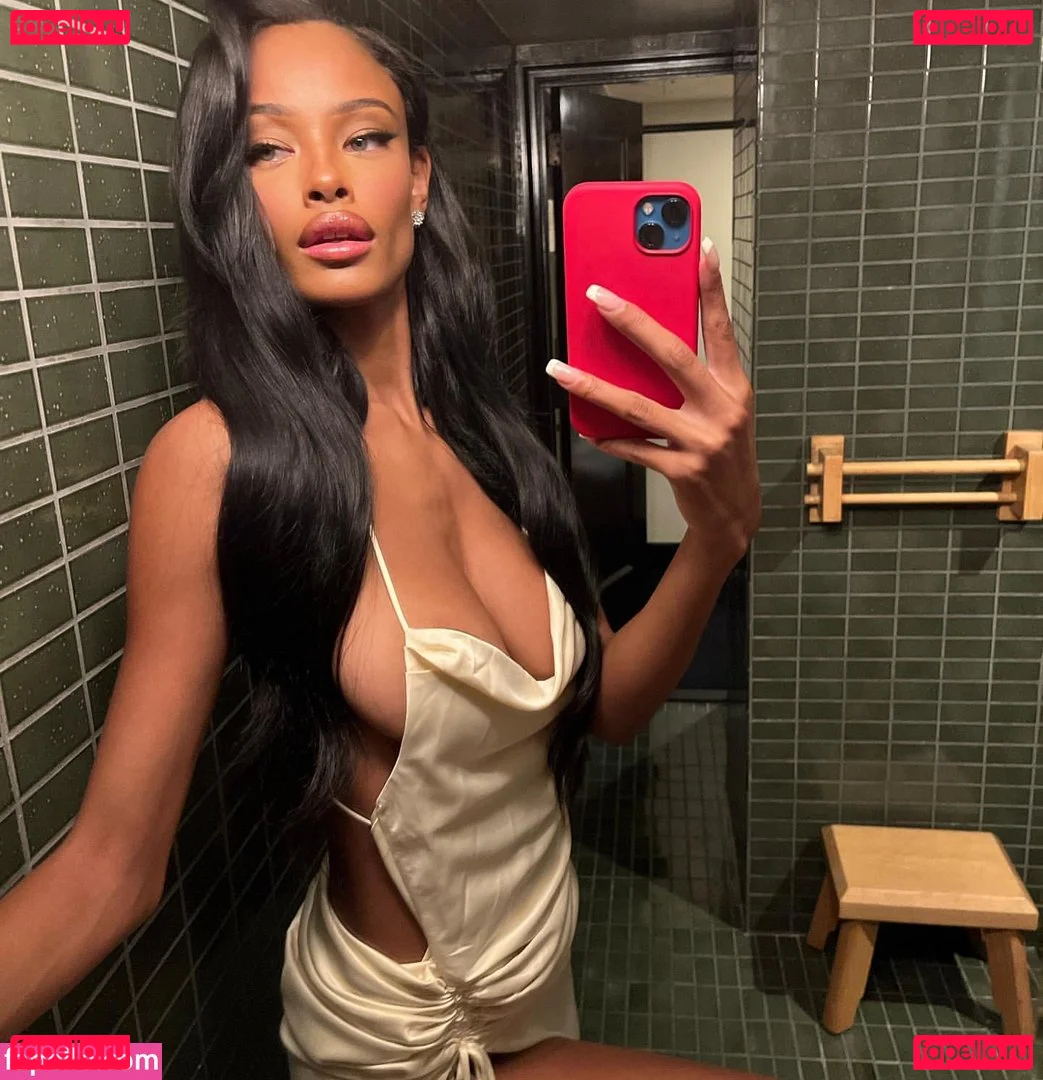 Vinetria Onlyfans Photo Gallery 