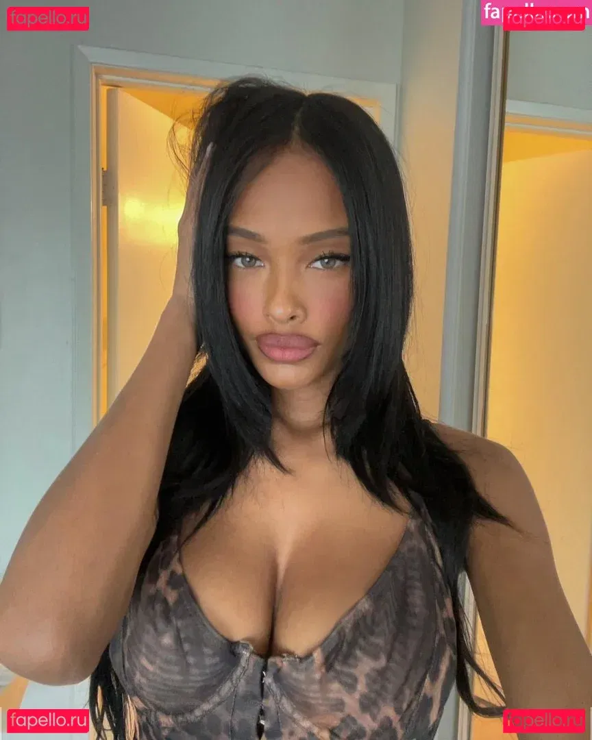 Vinetria Onlyfans Photo Gallery 