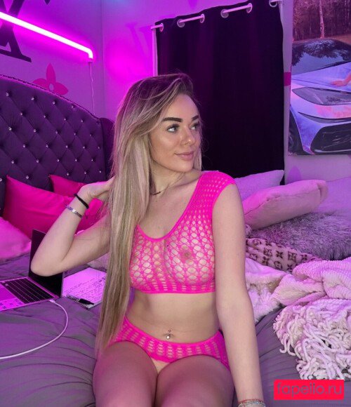 Makayla Weaver Nude Onlyfans Photo 8