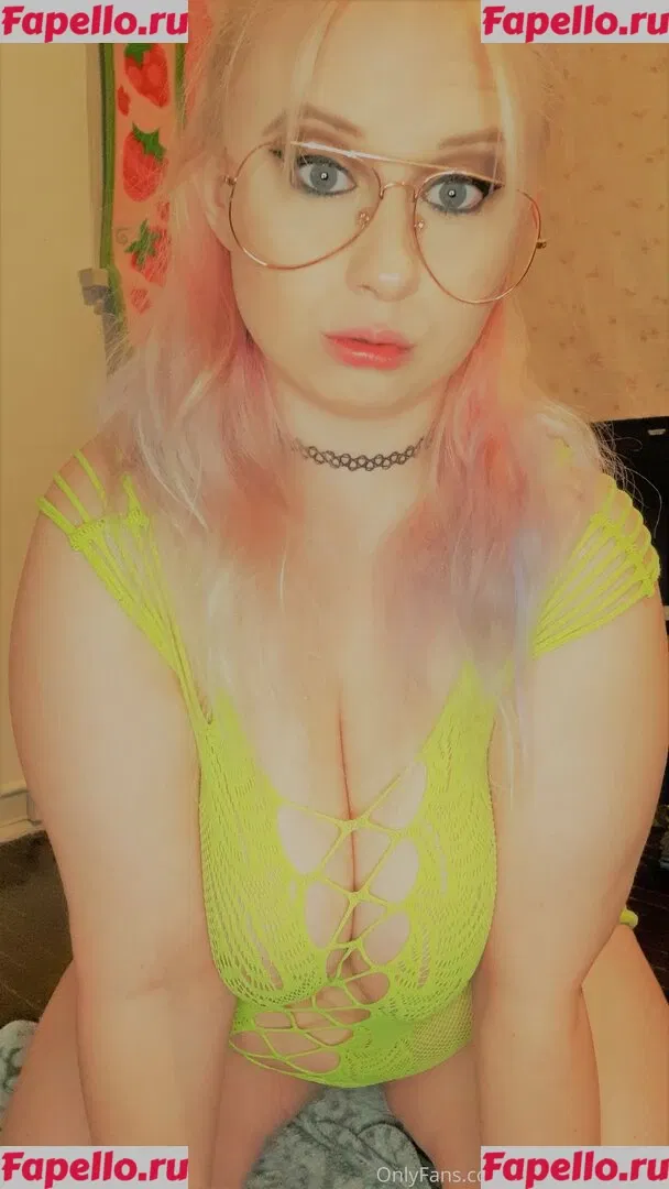 freeknockers420 Onlyfans Photo Gallery 