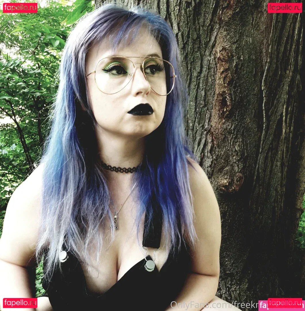 freeknockers420 Onlyfans Photo Gallery 