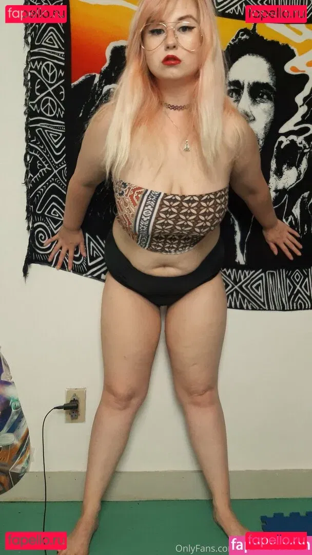 freeknockers420 Onlyfans Photo Gallery 