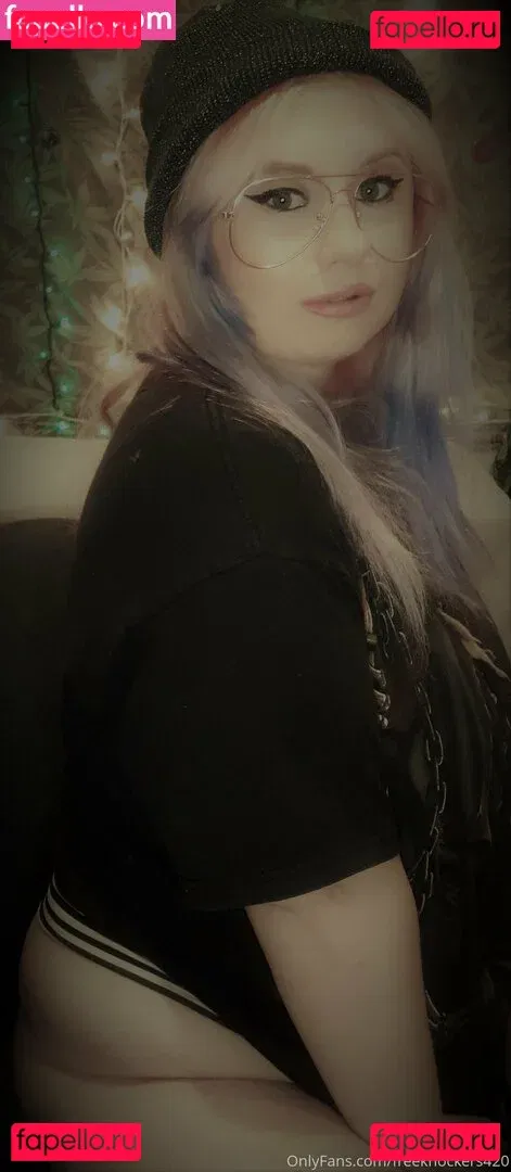 freeknockers420 Onlyfans Photo Gallery 